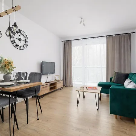 Apartment Przy Parku Slaskim Bytkowska By Renters